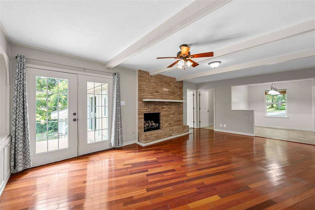 9730 Timberview Drive, Woodway, TX 76712