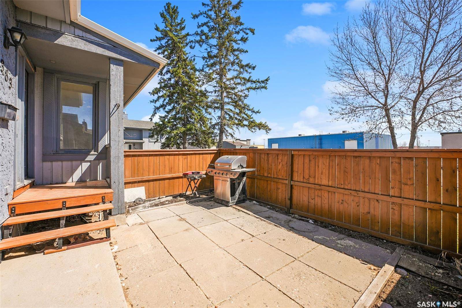 383 FINES DRIVE, Regina, SK S4N 5T3