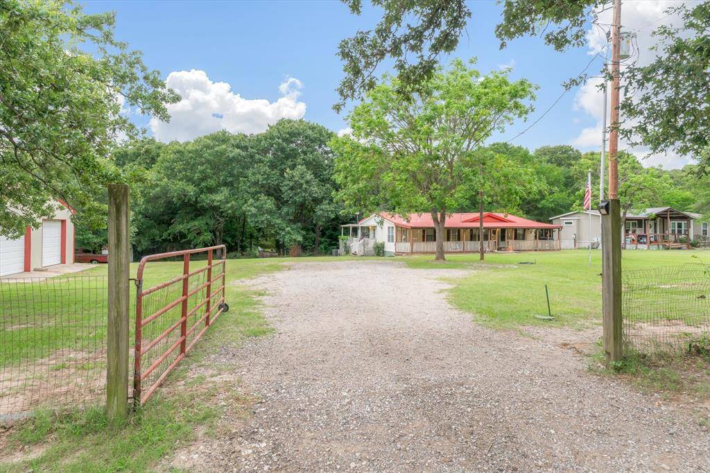 9556 County Road 2400, Quinlan, TX 75474