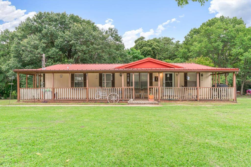 9556 County Road 2400, Quinlan, TX 75474