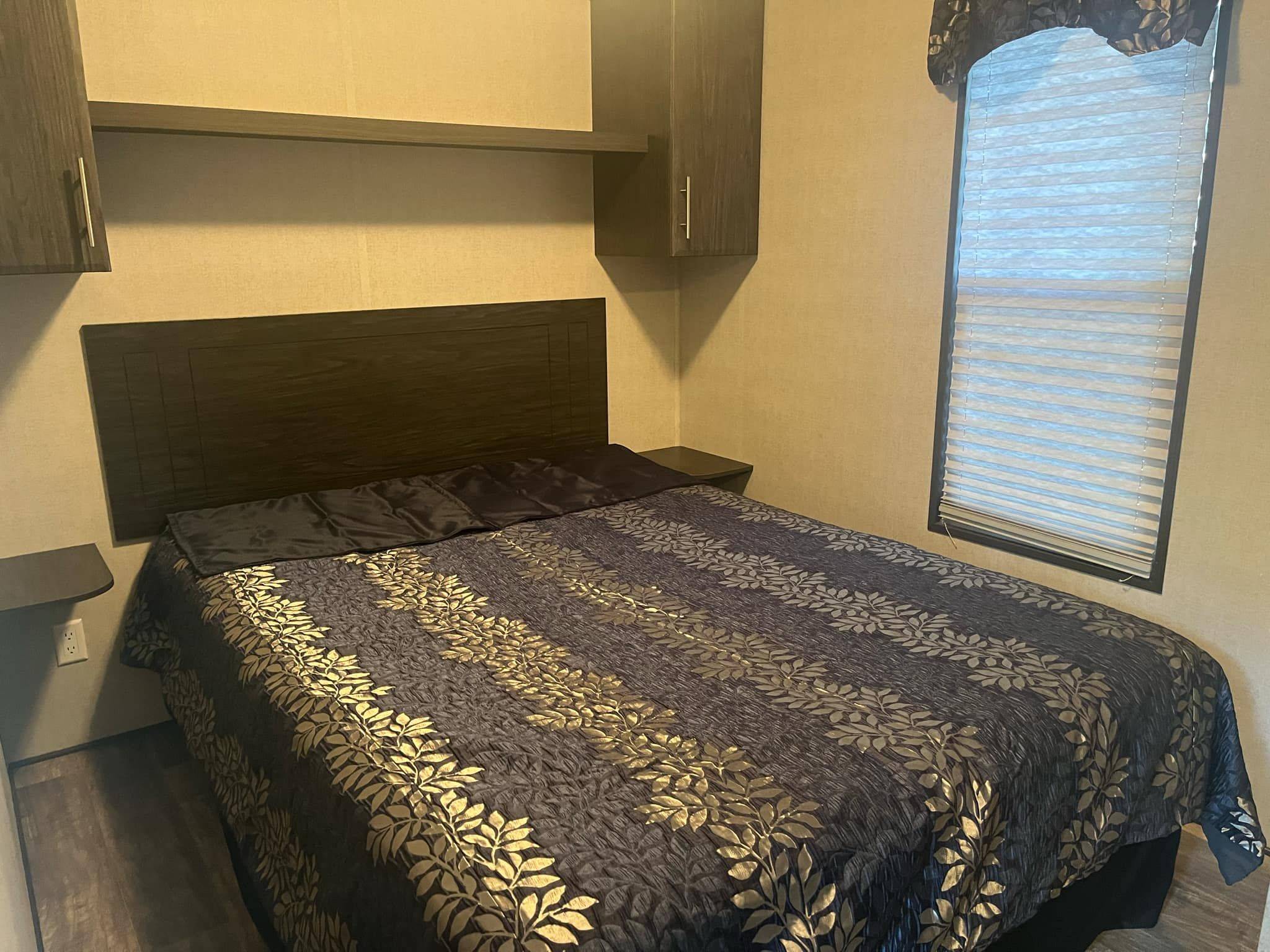 1047 Bonnie Lake Camp RD #MB235, Bracebridge, ON P1L 1W9