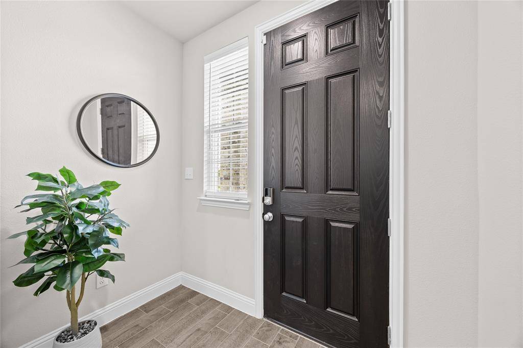 1217 Triton Drive, Seagoville, TX 75159