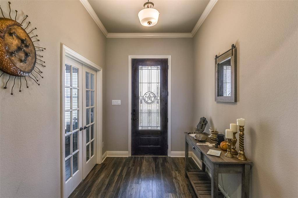 201 Evening Fire Drive, Waxahachie, TX 75167