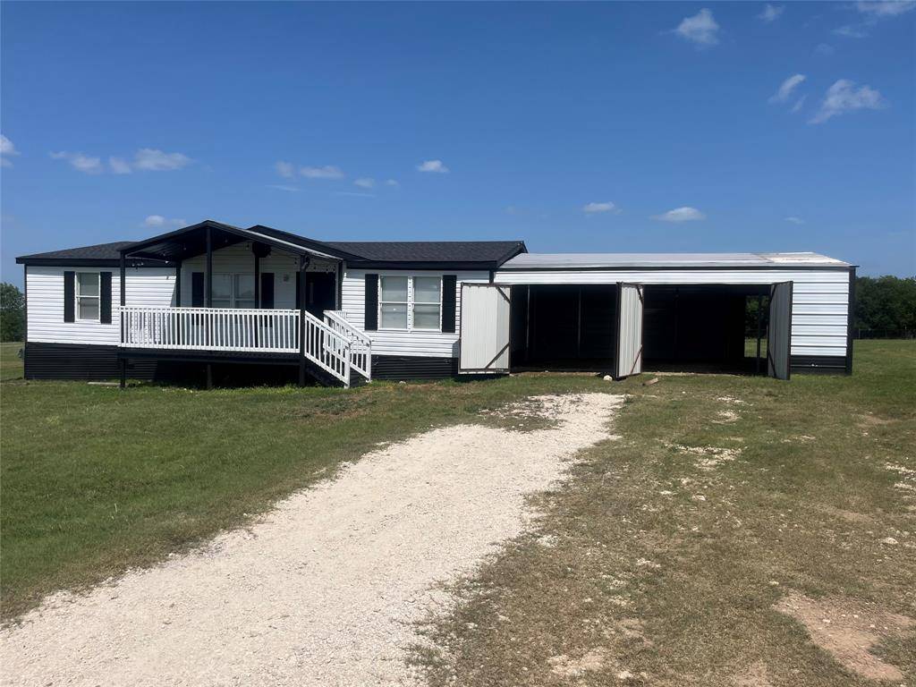 9204 Oklahoma Street, Joshua, TX 76058