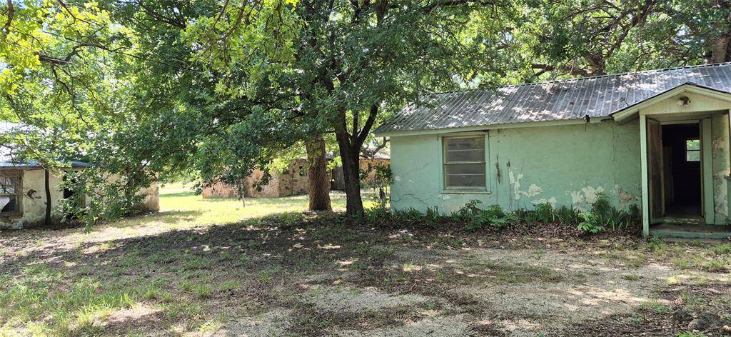 166 Seldon Loop, Bowie, TX 76230