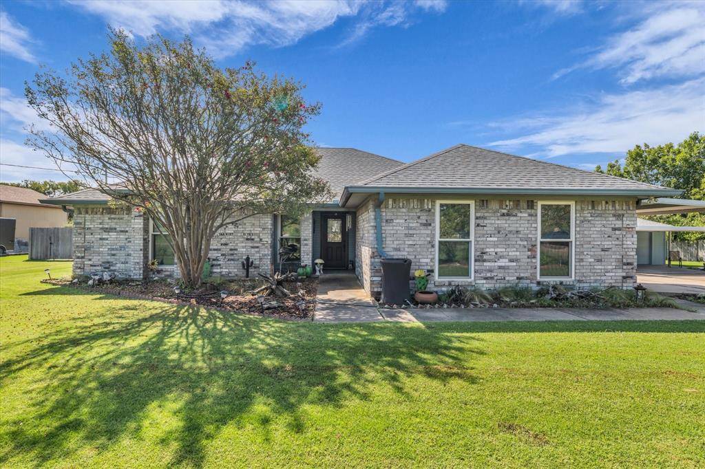 107 Fort Graham Circle, Waco, TX 76705