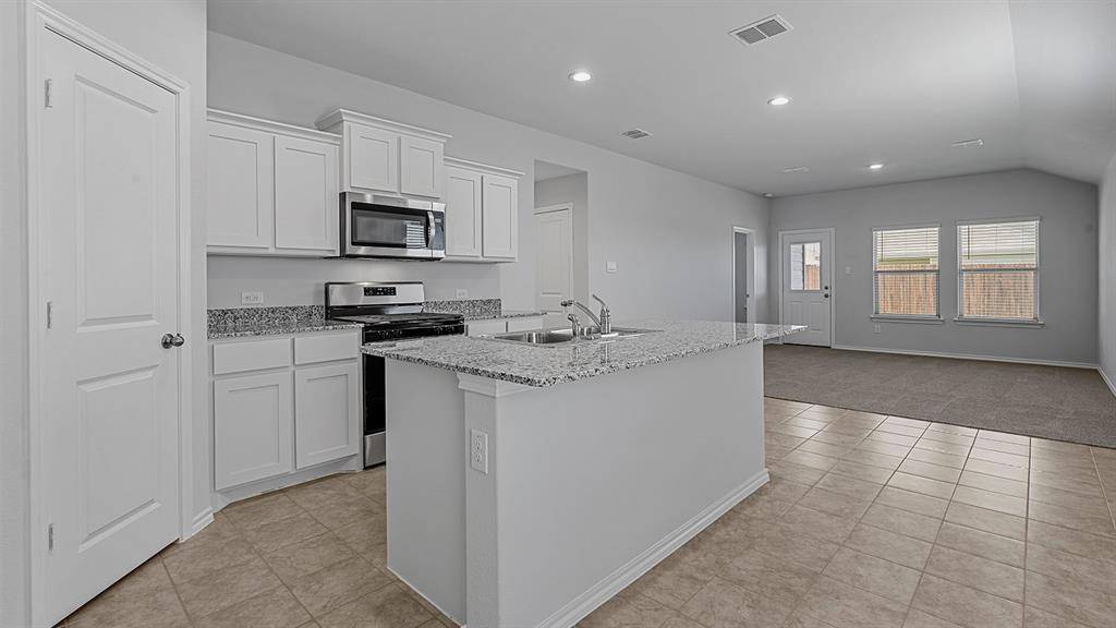 437 RED ADMIRAL Lane, Denton, TX 76259