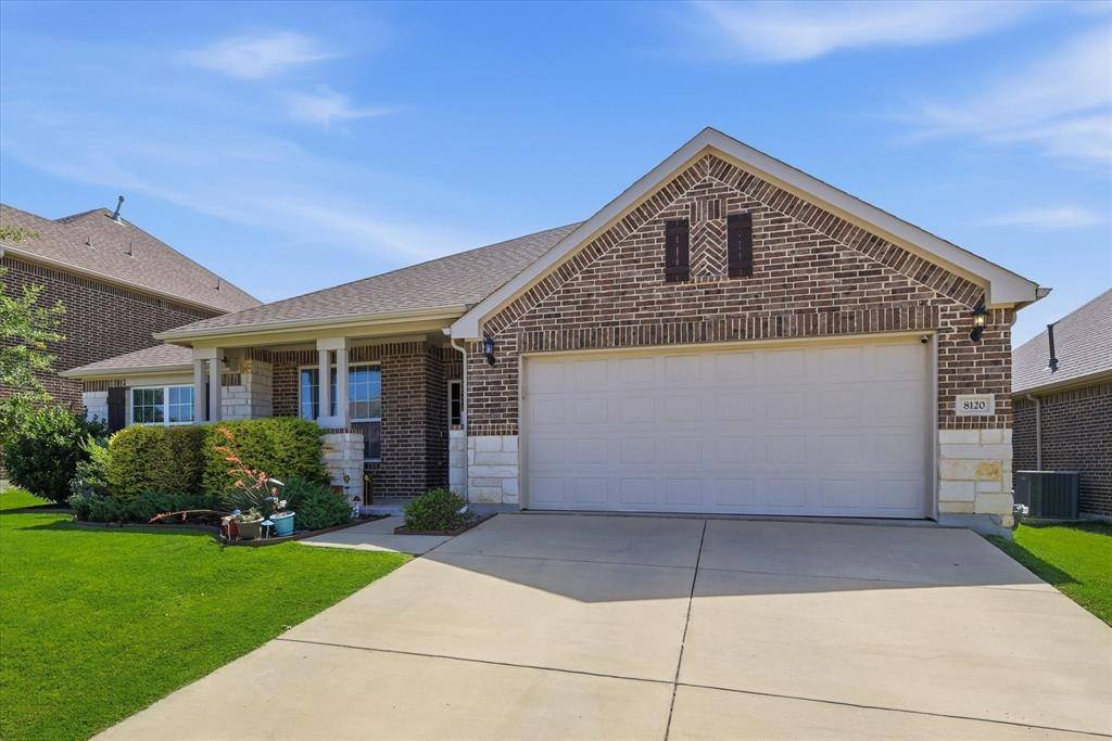 8120 Horseman Road, Fort Worth, TX 76131