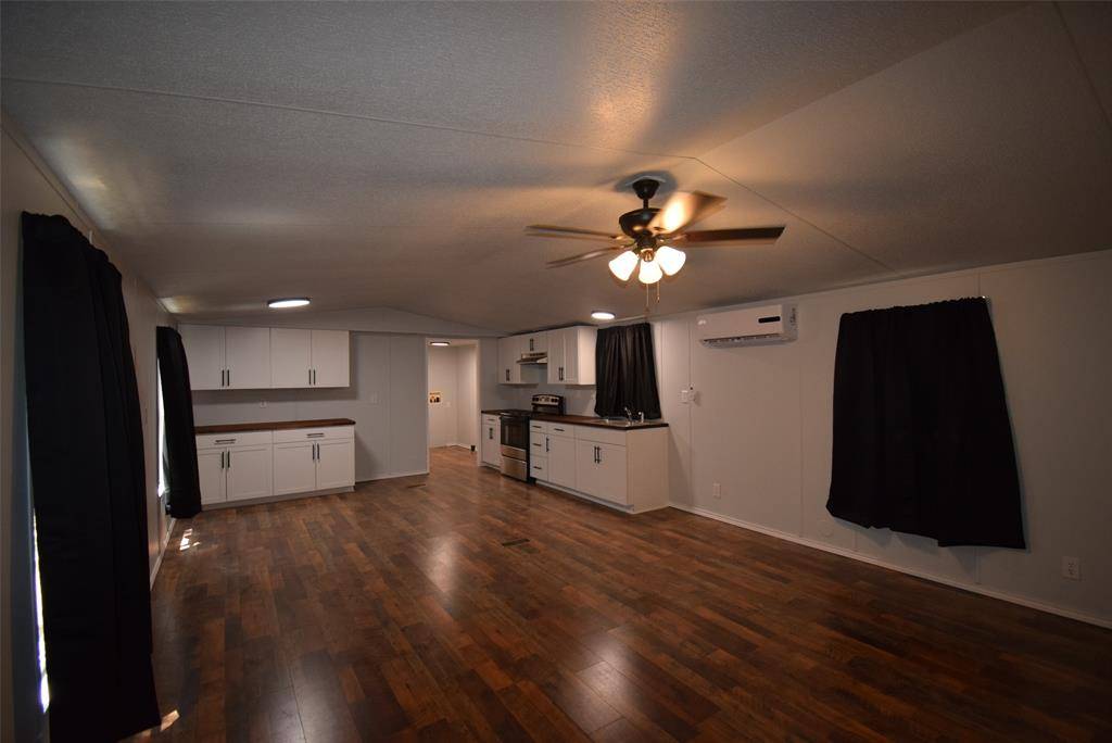 6000 Spring Creek #40, Malakoff, TX 75148