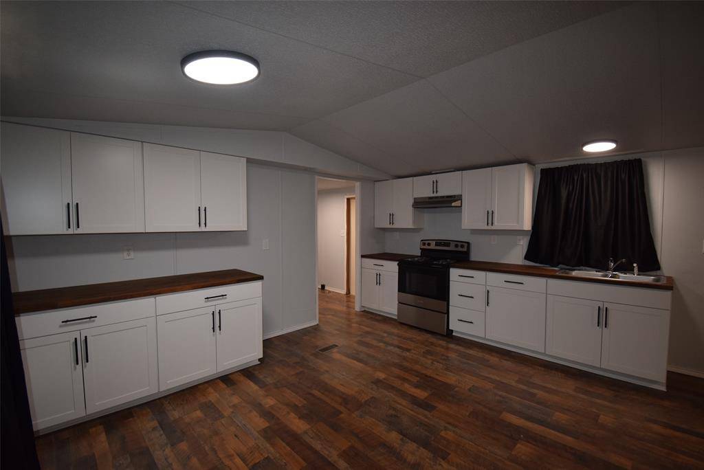 6000 Spring Creek #40, Malakoff, TX 75148