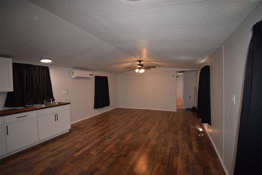 6000 Spring Creek #40, Malakoff, TX 75148