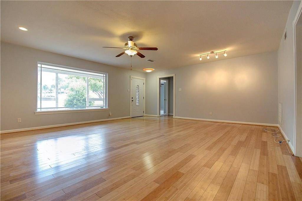 8115 Claremont Drive, Dallas, TX 75228