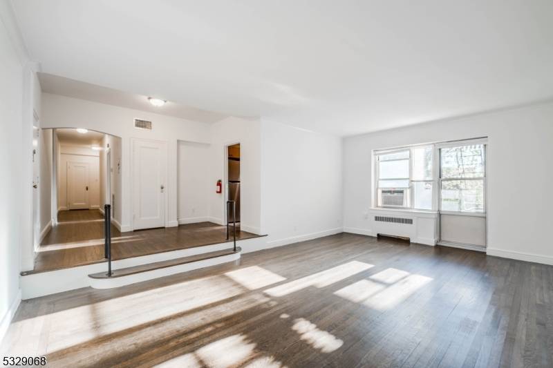 10c N Ridgewood Rd #215, South Orange Village Twp., NJ 07079