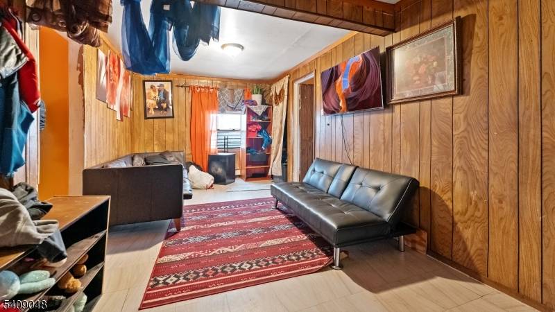 414 Market St, Paterson City, NJ 07501