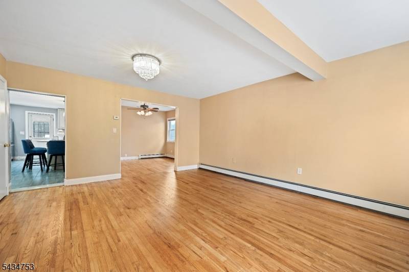 247 E 6Th St, Clifton City, NJ 07011