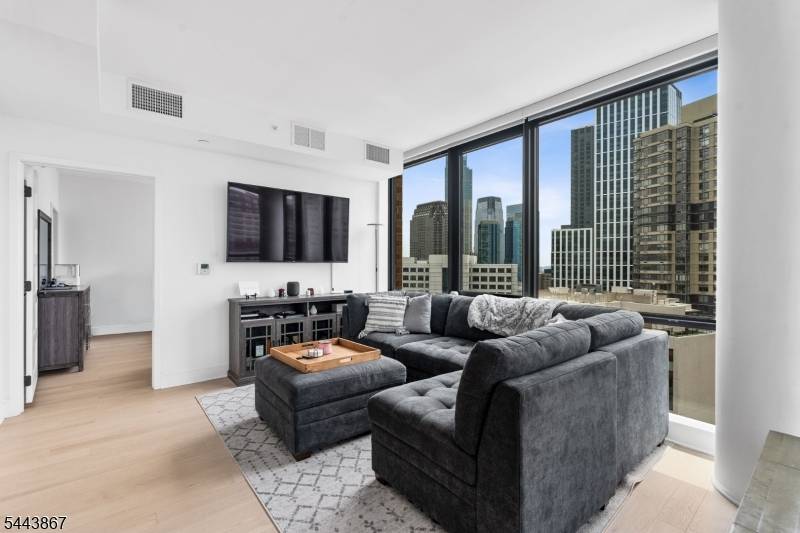 10 Provost St #2408, Jersey City, NJ 07302