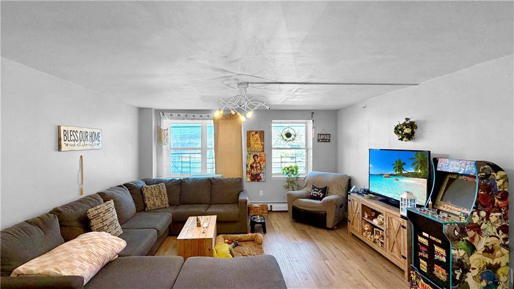 260 Beach 81st ST #2P, Rockaway Beach, NY 11693