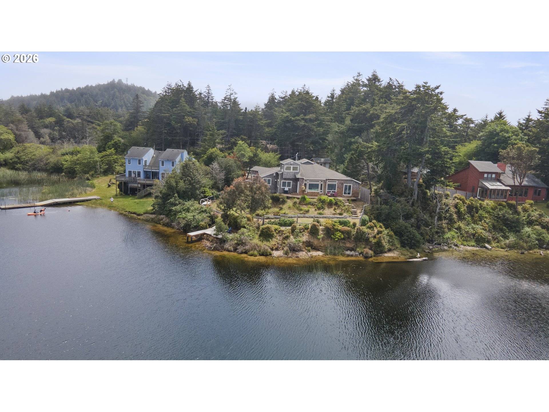1008 LAKESHORE DR, Port Orford, OR 97465