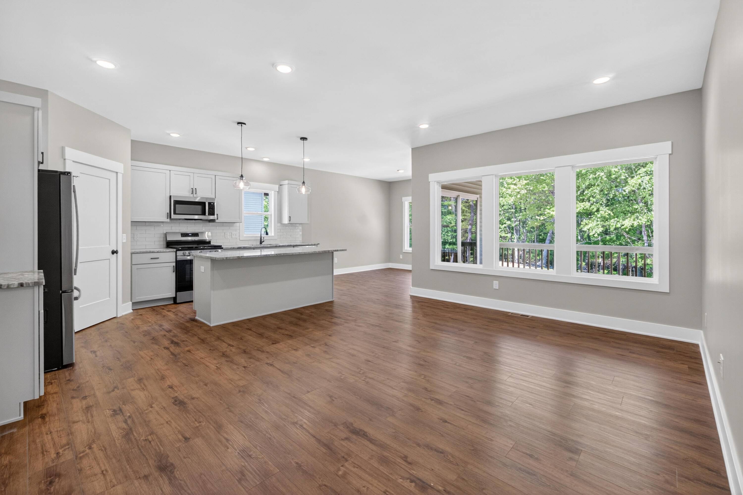 17428 Ridge AVE, Ferrysburg City, MI 49456