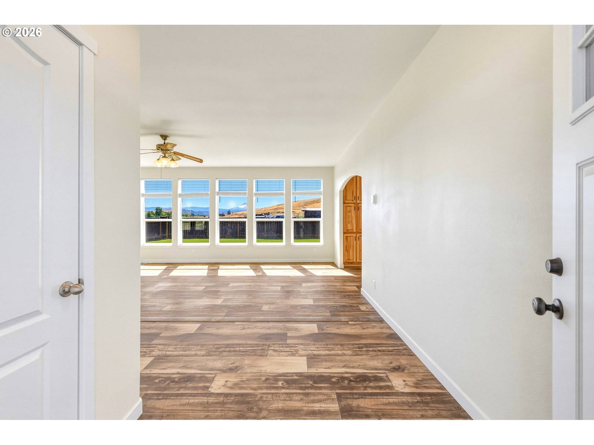 111 NW VANDERPOOL ST, Dufur, OR 97021