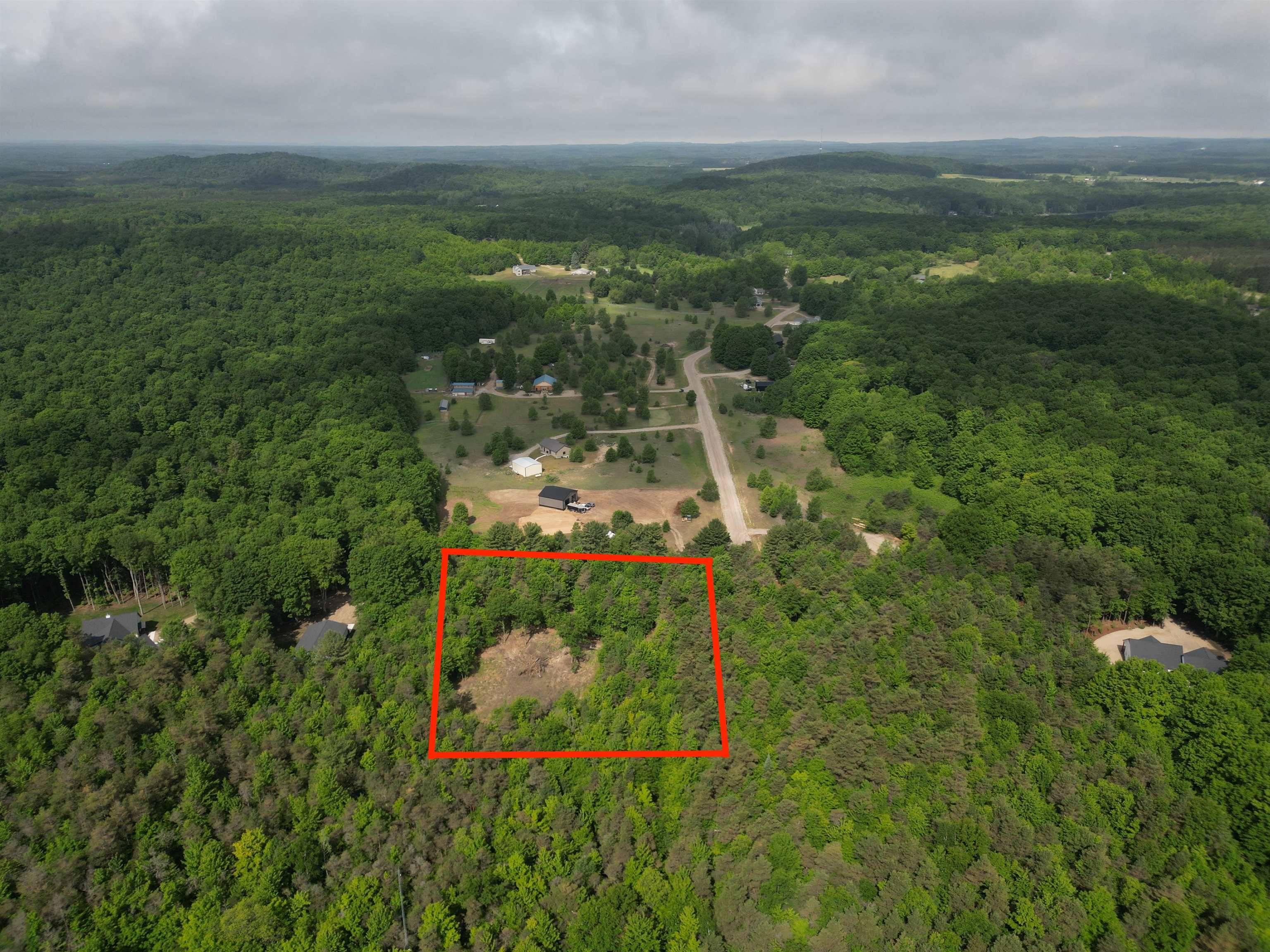 19493 Paradise Ridge TRL, Almira Twp, MI 49684