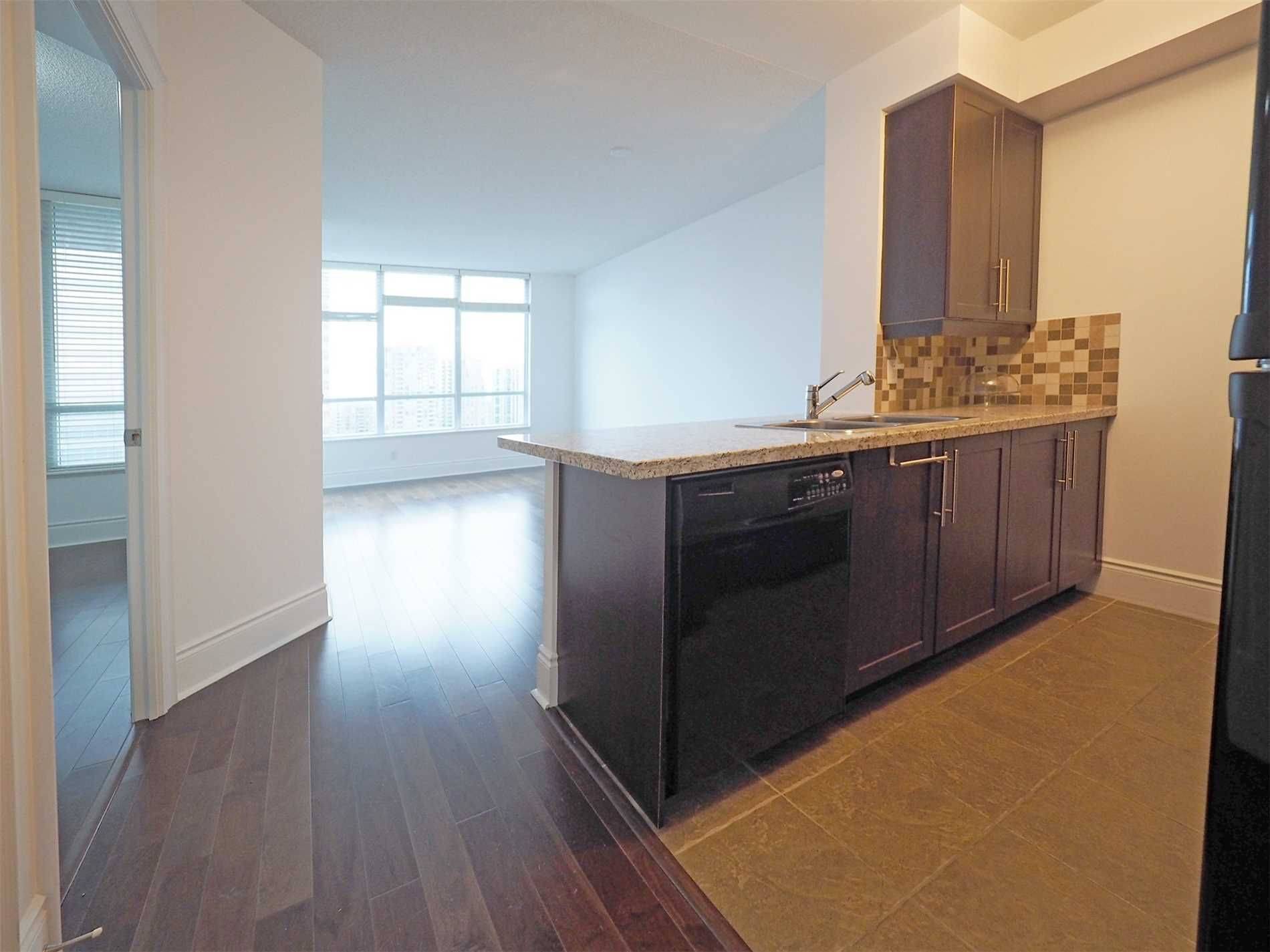 25 Greenview AVE #1623, Toronto C07, ON M2M 0A5