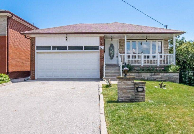 171 Regina AVE, Toronto C04, ON M6A 1R9