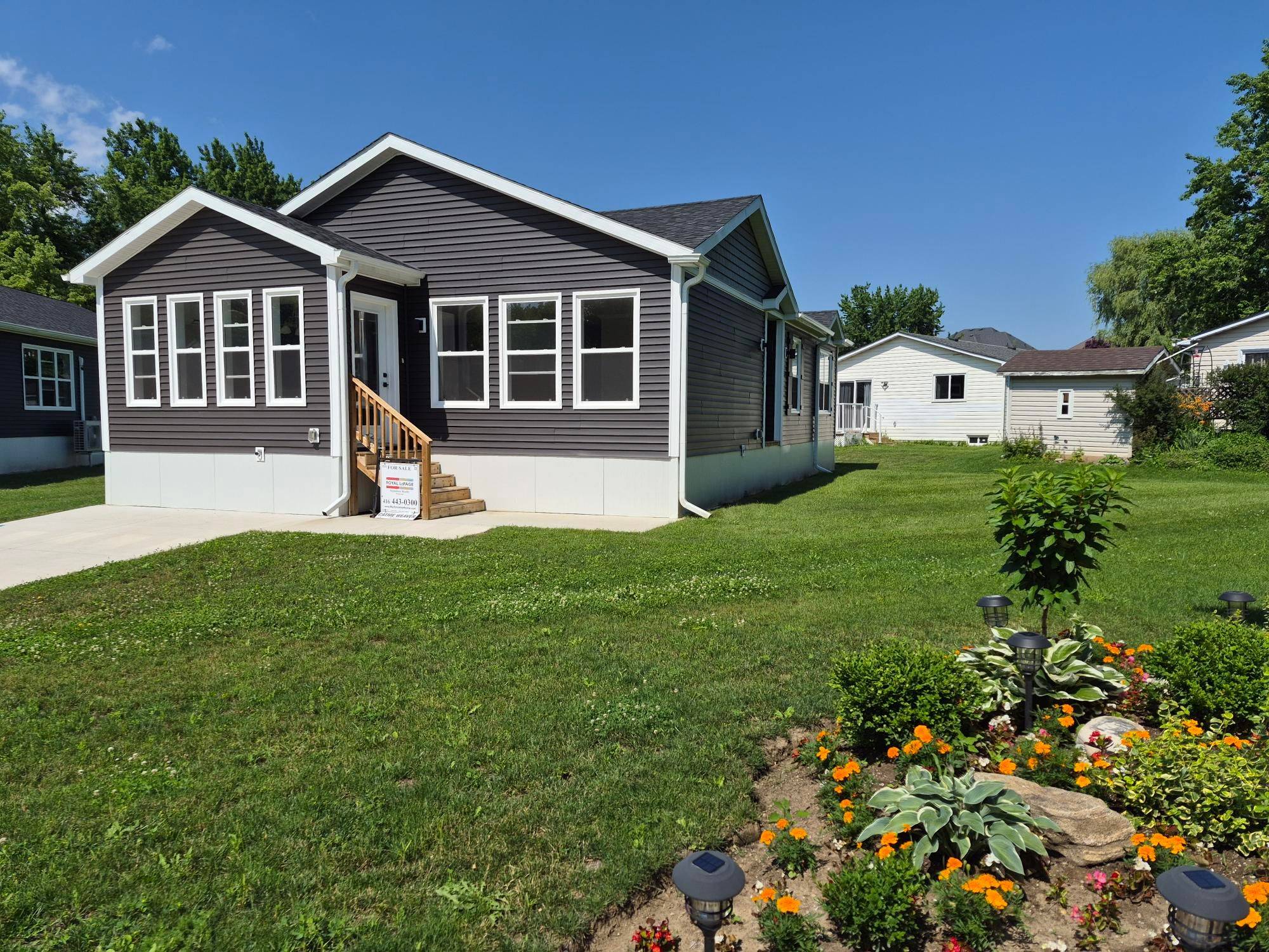 18 Briar Wood PL, Innisfil, ON L0L 1L0