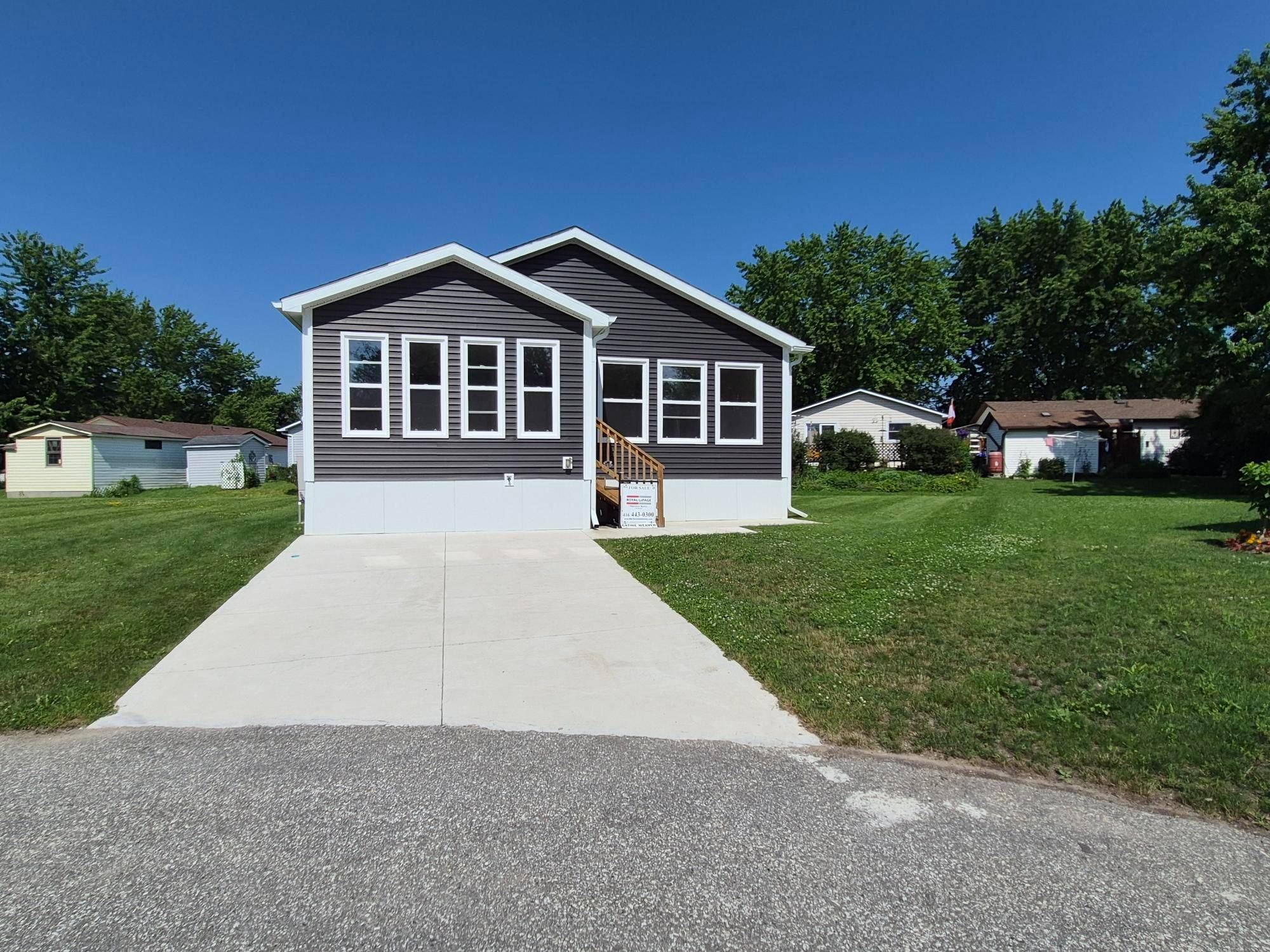 18 Briar Wood PL, Innisfil, ON L0L 1L0