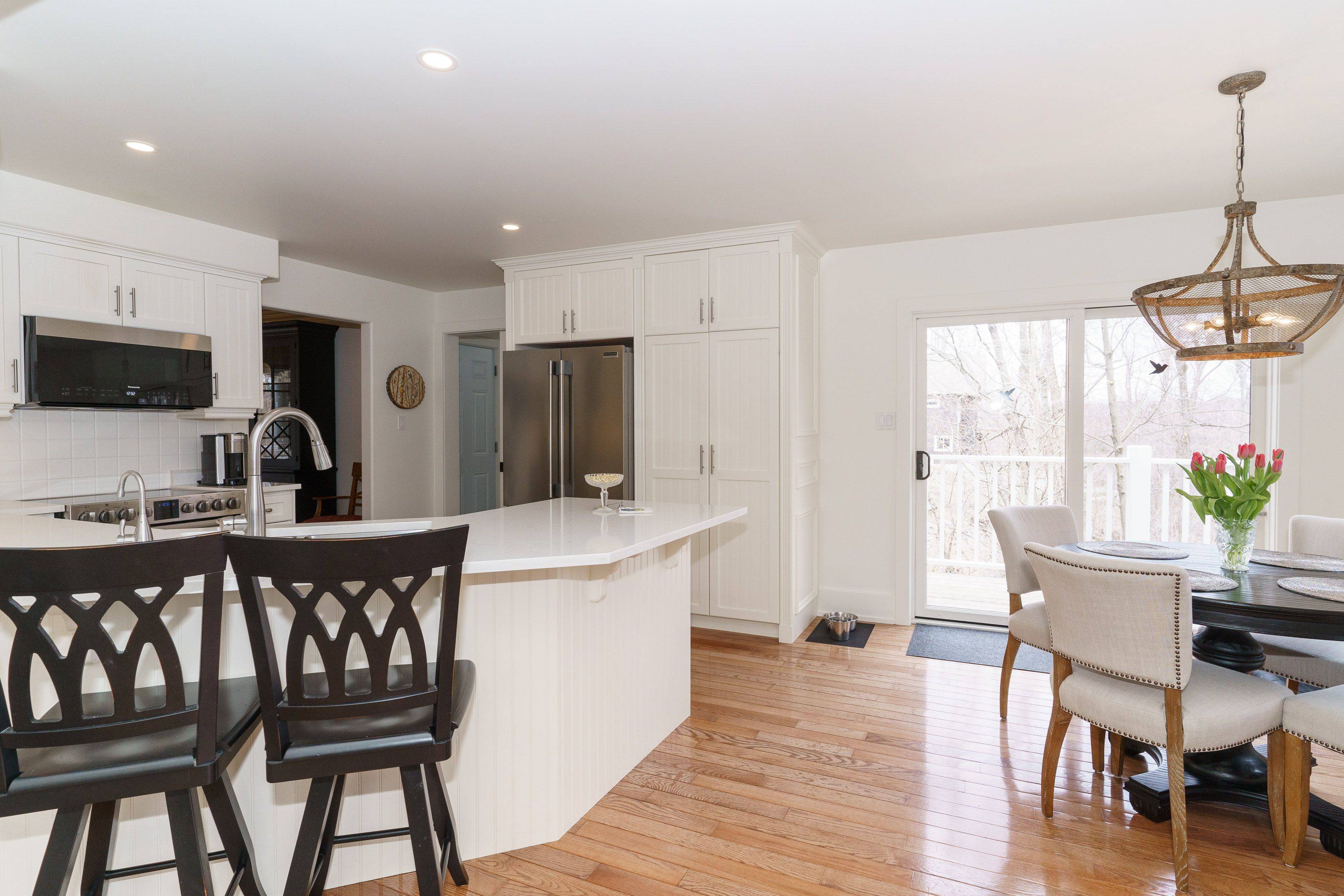 48 ESTATE DR, Muskoka Lakes, ON P0B 1J0