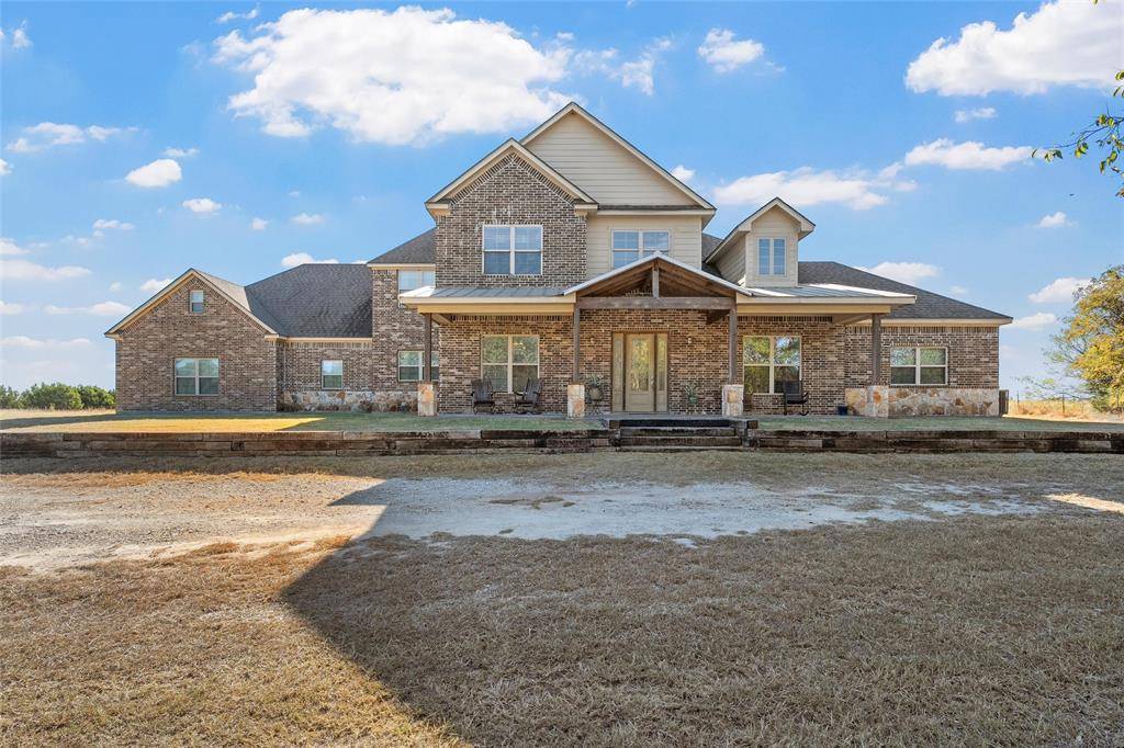 2370 Garrett Lane, China Spring, TX 76633