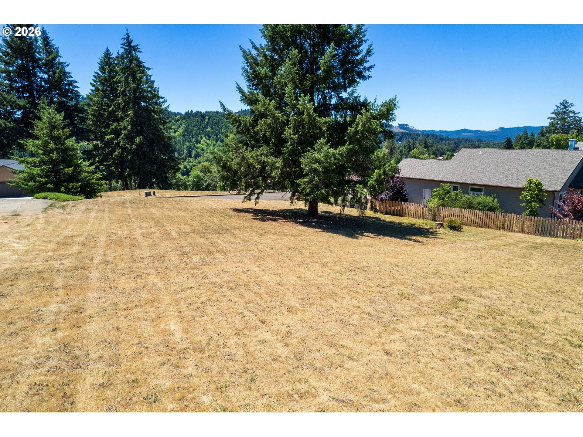 335 EDGEVIEW DR, Elkton, OR 97436
