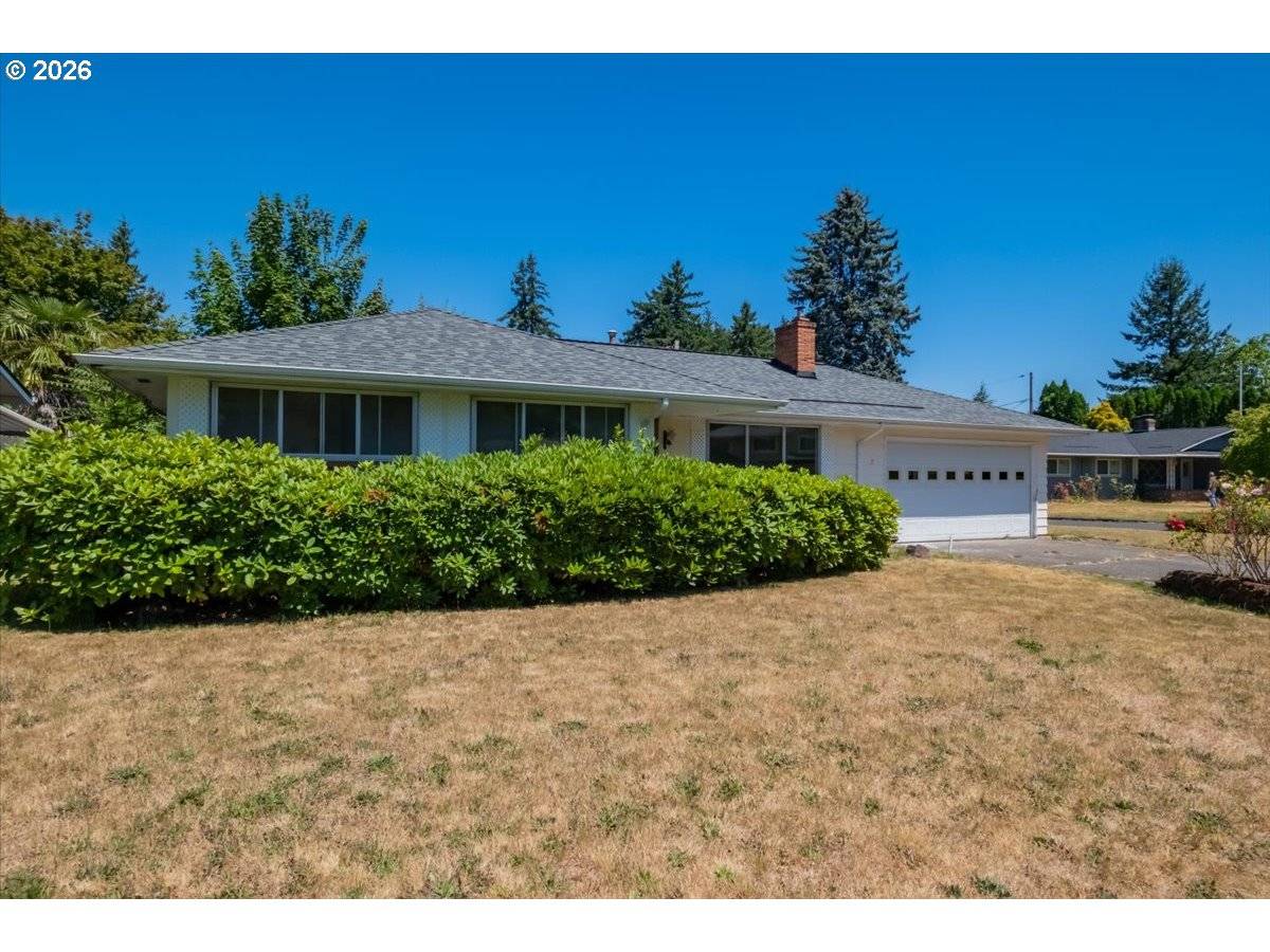 18441 SE Clinton, Gresham, OR 97030