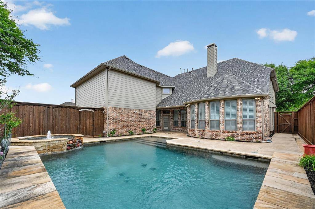 2324 All Saints Lane, Plano, TX 75025