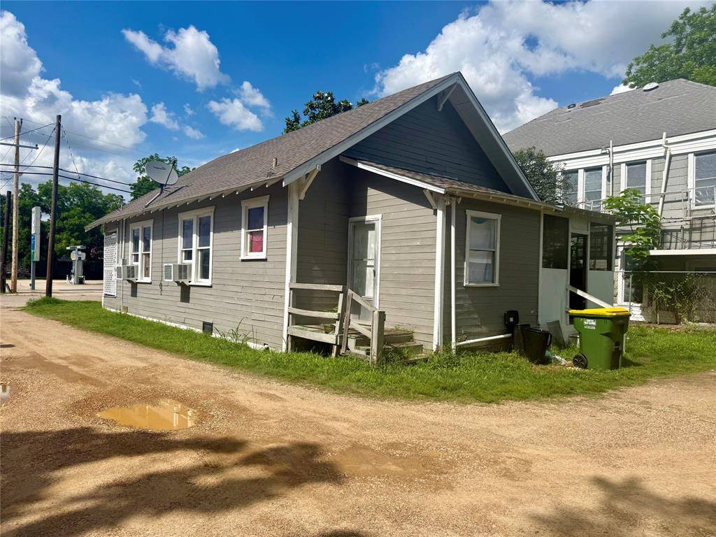 400 Live Oak Street, Marlin, TX 76661