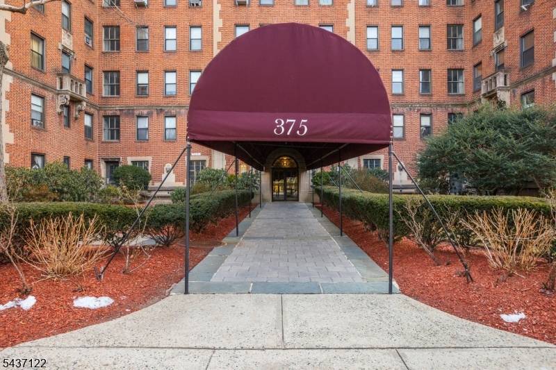 363-377 Mt Prospect Ave #2AW, Newark City, NJ 07104