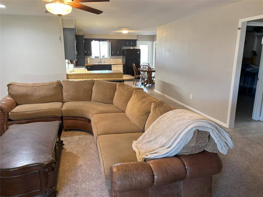 1405 N Prairie Wind Boulevard, Stephenville, TX 76401