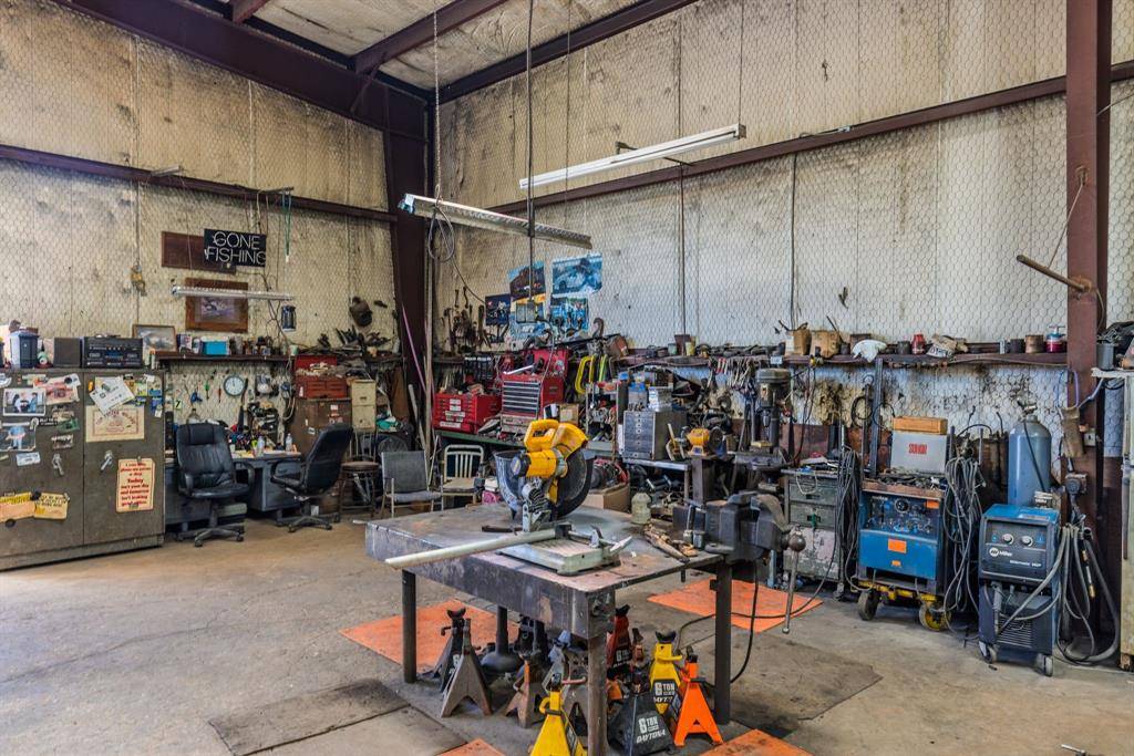 10806 FM 1570, Greenville, TX 75402