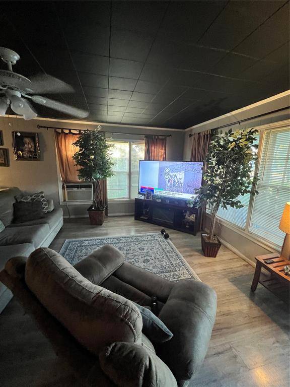 2113 4th Street, Brownwood, TX 76801