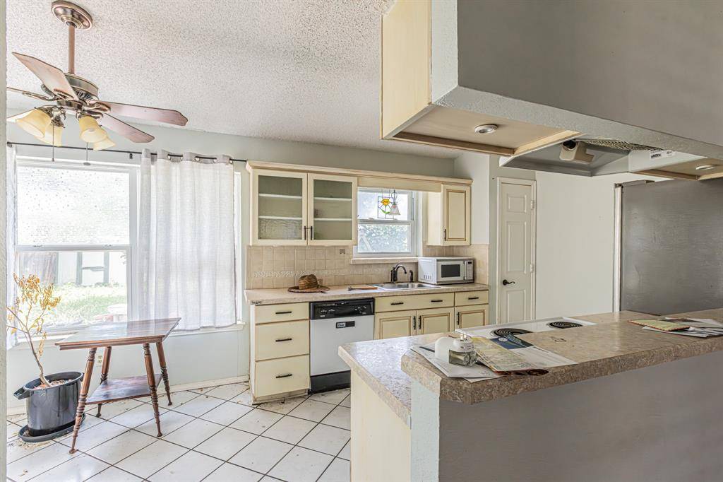 6504 Johnnie Street, Watauga, TX 76148