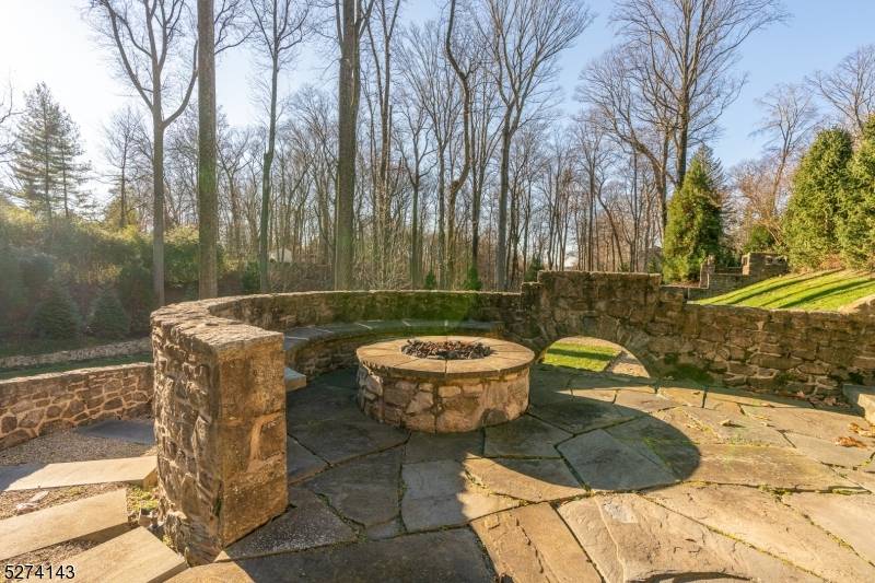 12 Canfield Rd, Morris Twp., NJ 07960