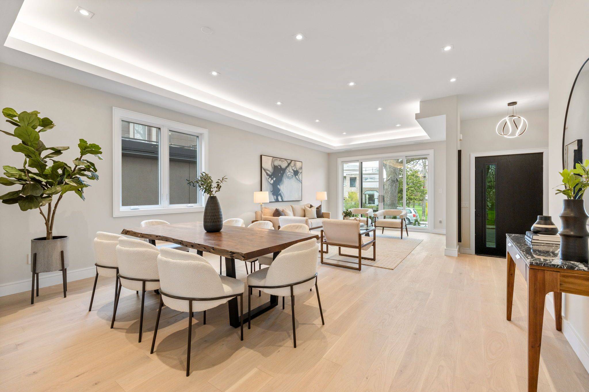4 Drake CRES, Toronto E08, ON M1M 1A2
