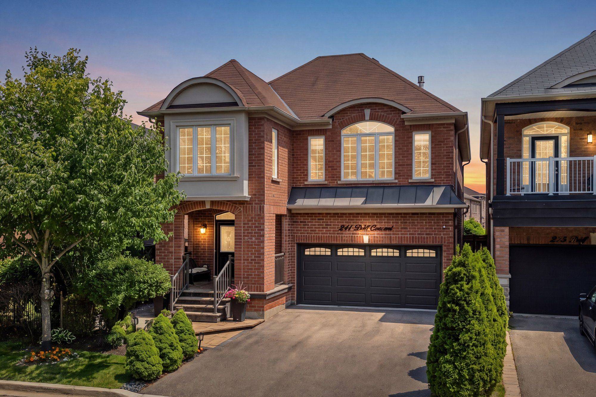 241 Duff CRES, Milton, ON L9T 0W7