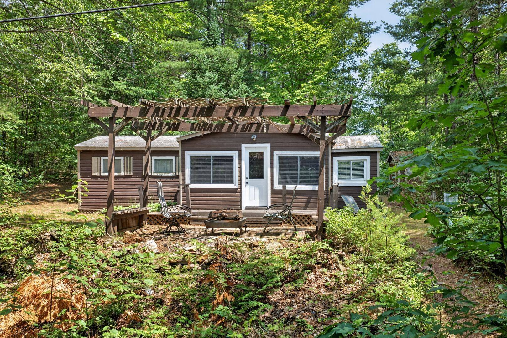 1032 Gazebo LN, Minden Hills, ON K0M 2K0