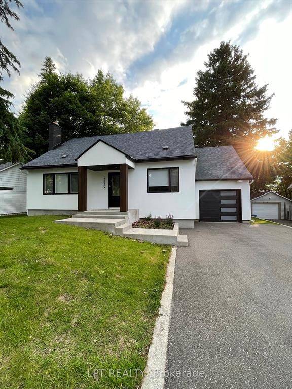 2112 Alta Vista DR, Alta Vista And Area, ON K1H 7L8