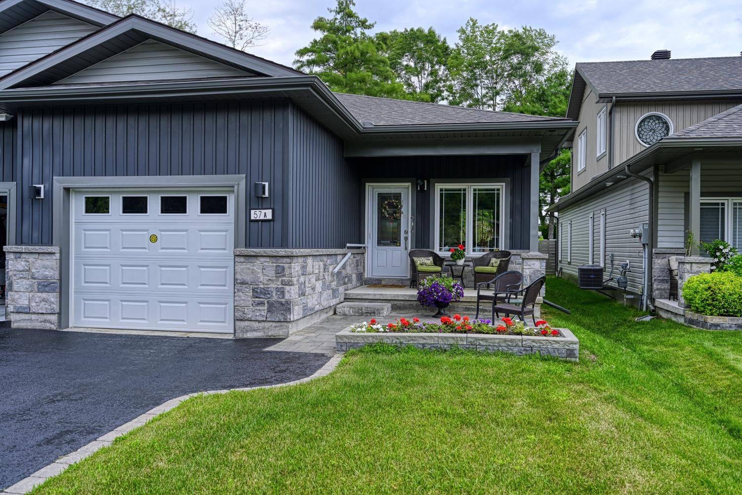 57 A Centre ST, Brockville, ON K6V 0C9