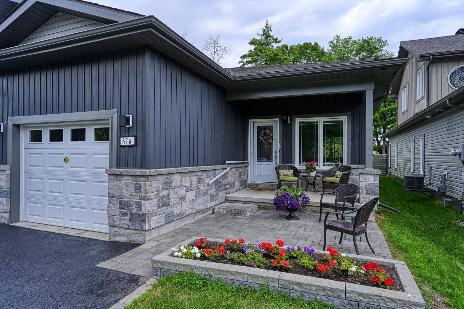 57 A Centre ST, Brockville, ON K6V 0C9