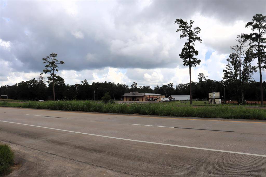 2.8 ac Hwy 90, Devers, TX 77575