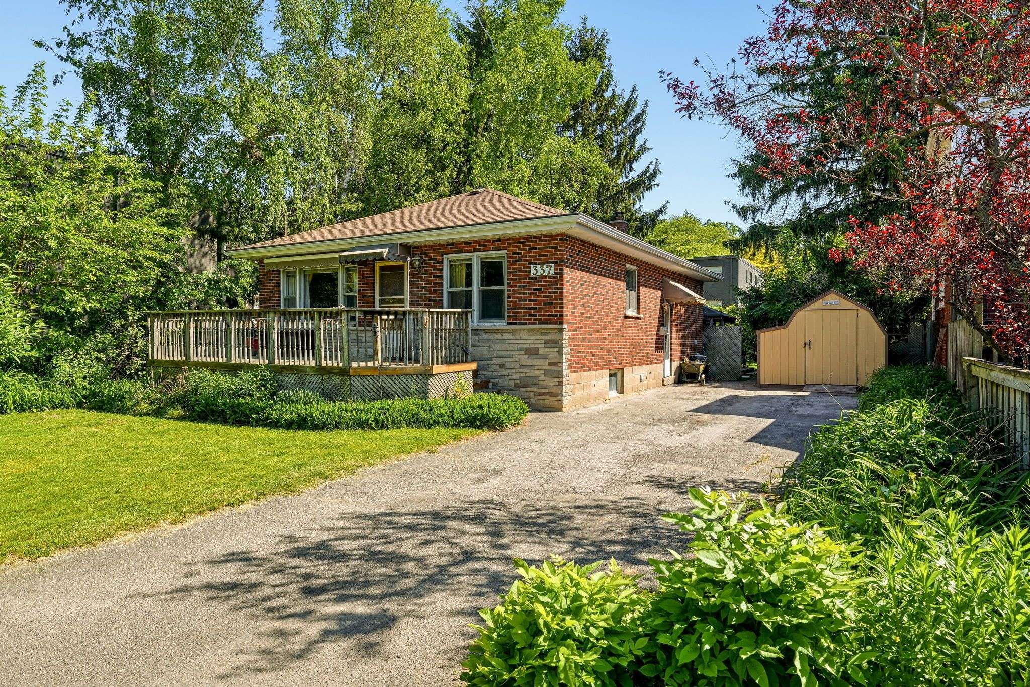 337 St. Paul ST, Burlington, ON L7R 3K2