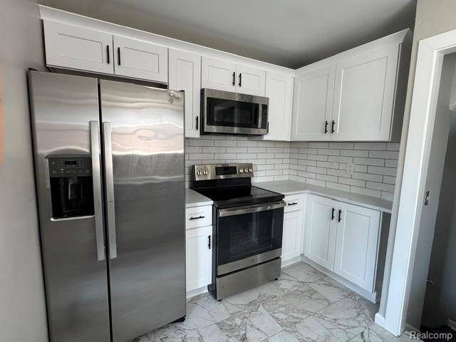 10006 Auburn ST, Detroit, MI 48228